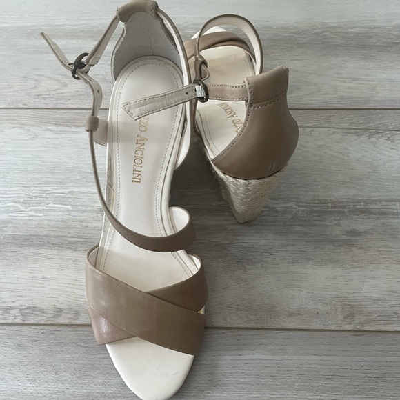 Like new Enzo Angiolini leather wedges - Picture 5 of 5